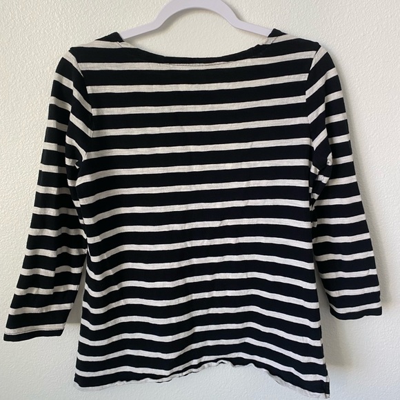 Old Navy Black/White Stripped Crew-Neck Tee - Picture 2 of 3